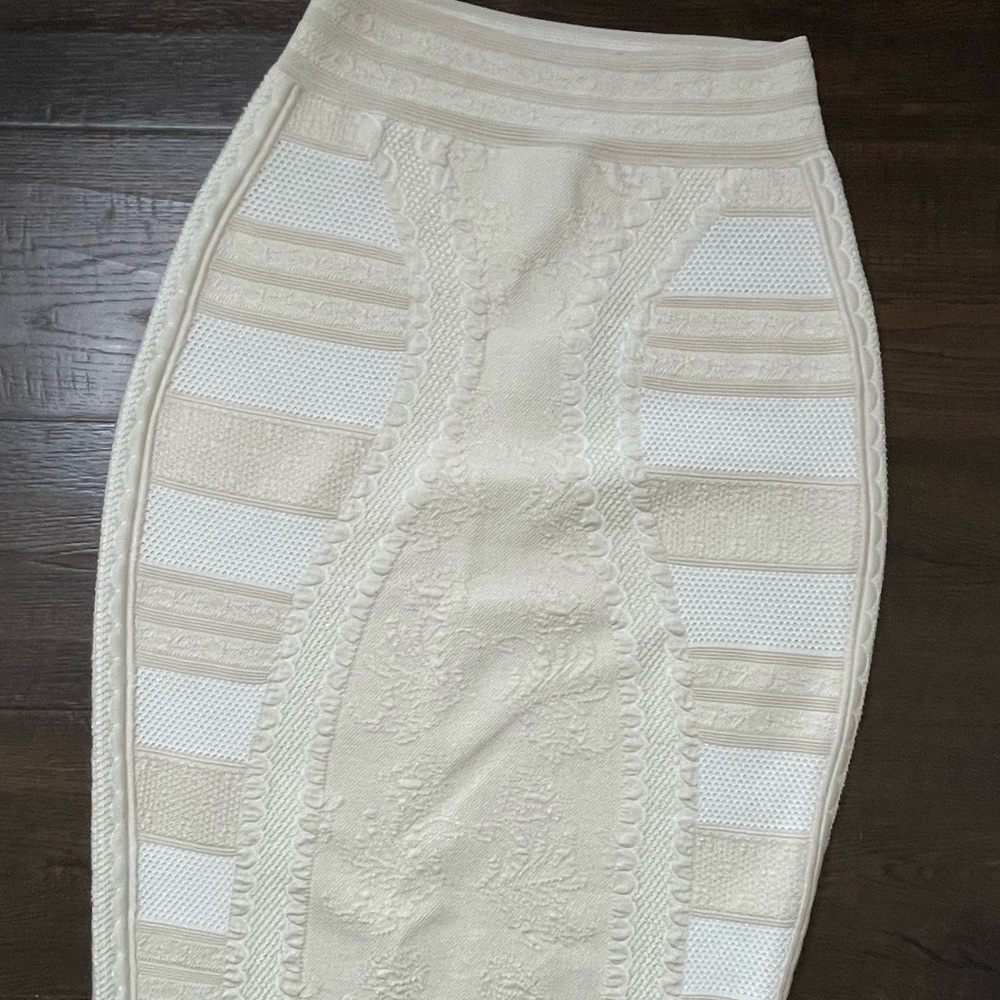 Alexander McQueen pencil skirt xs